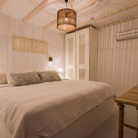 Eden View Suites & Villas Platys Gialos  Exteriör bild